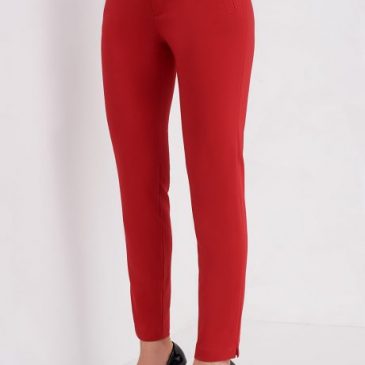 Fashionable trousers from the manufacturer.