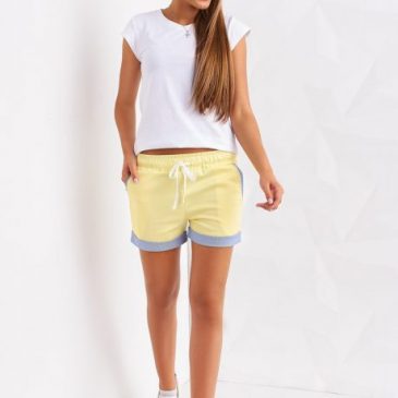 Fashionable youth shorts from the manufacturer.